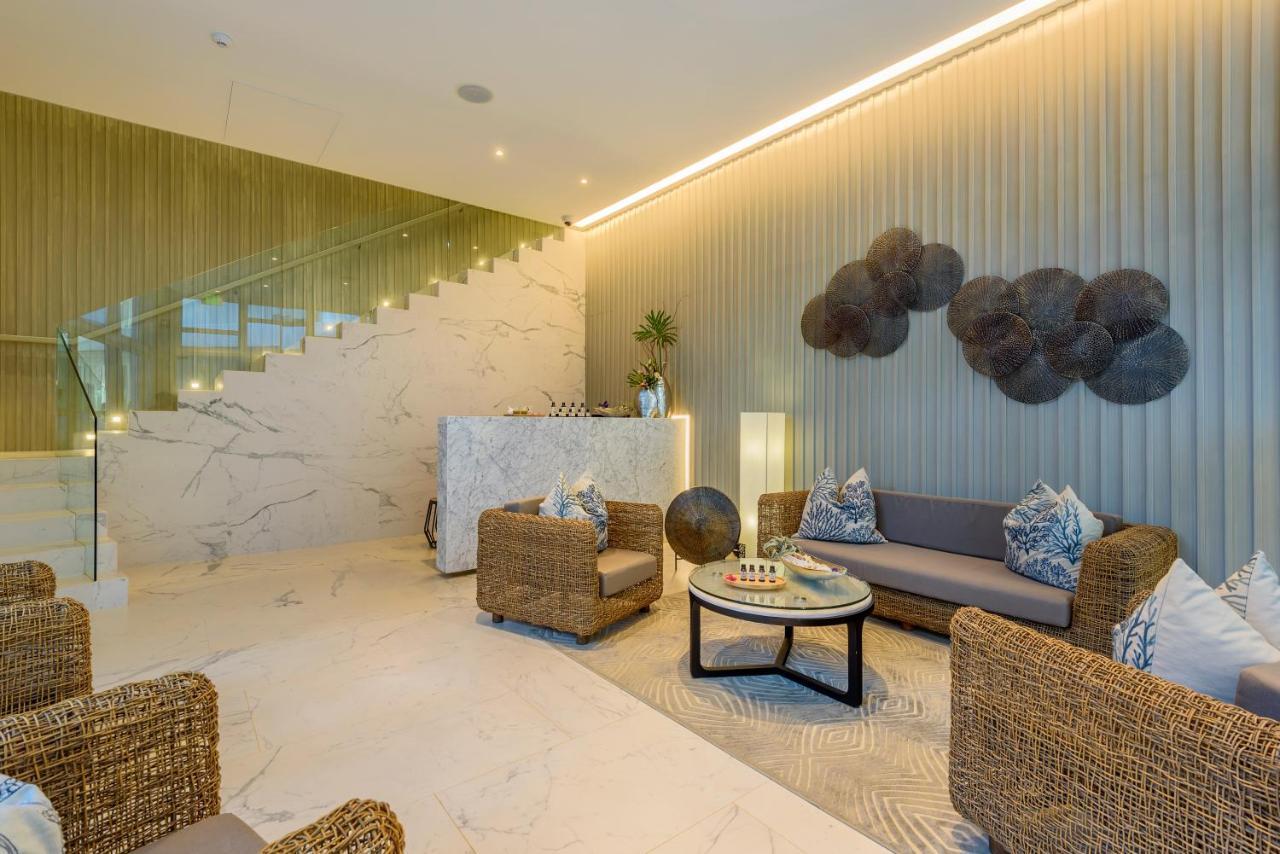 อควา โบราไกย์ Hotel Balabag  ภายนอก รูปภาพ The lobby of the hotel