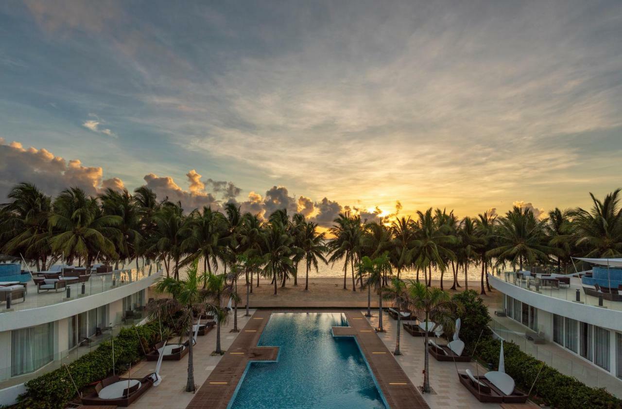 อควา โบราไกย์ Hotel Balabag  ภายนอก รูปภาพ Sunset at the hotel